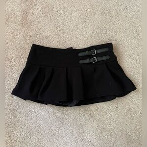 Urban Outfitters Pleated Ultra Mini Skort